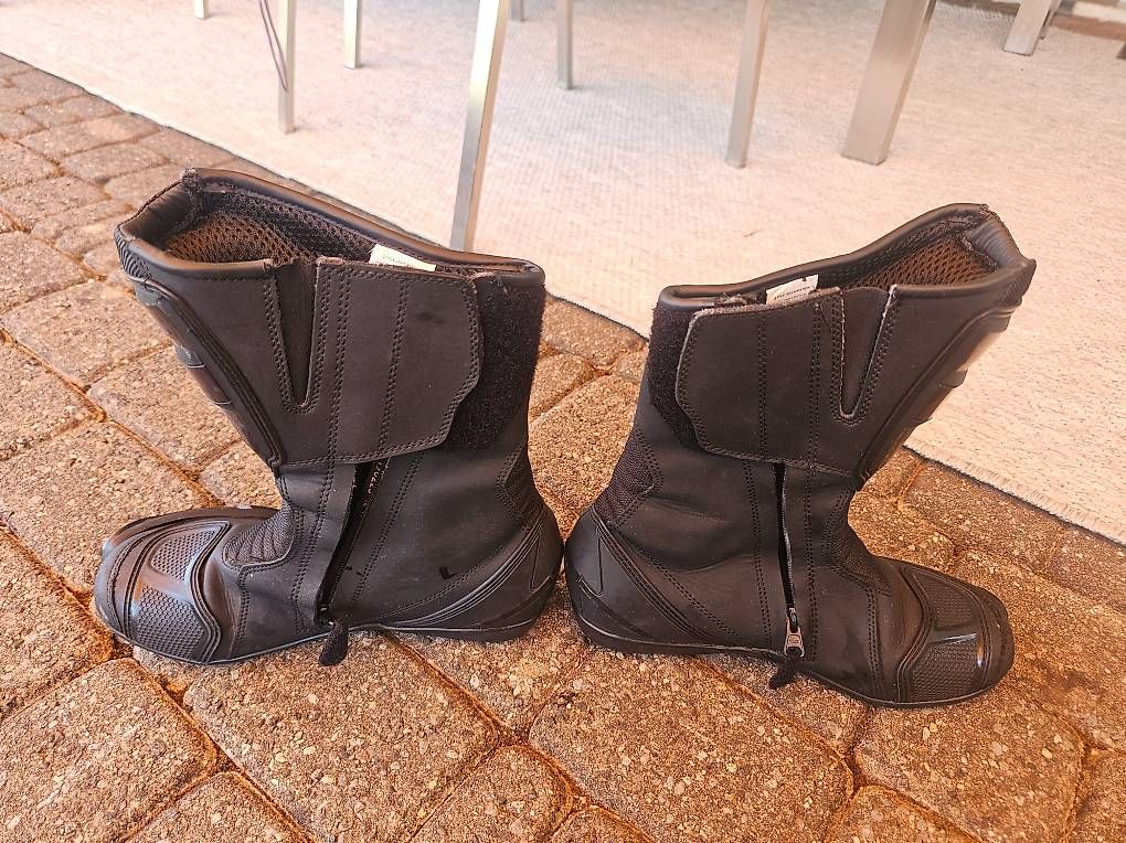 IXS Herrenschuhe: iXS Motorradstiefel Grösse 43 – Gebraucht aus Bern von cedric_95 1