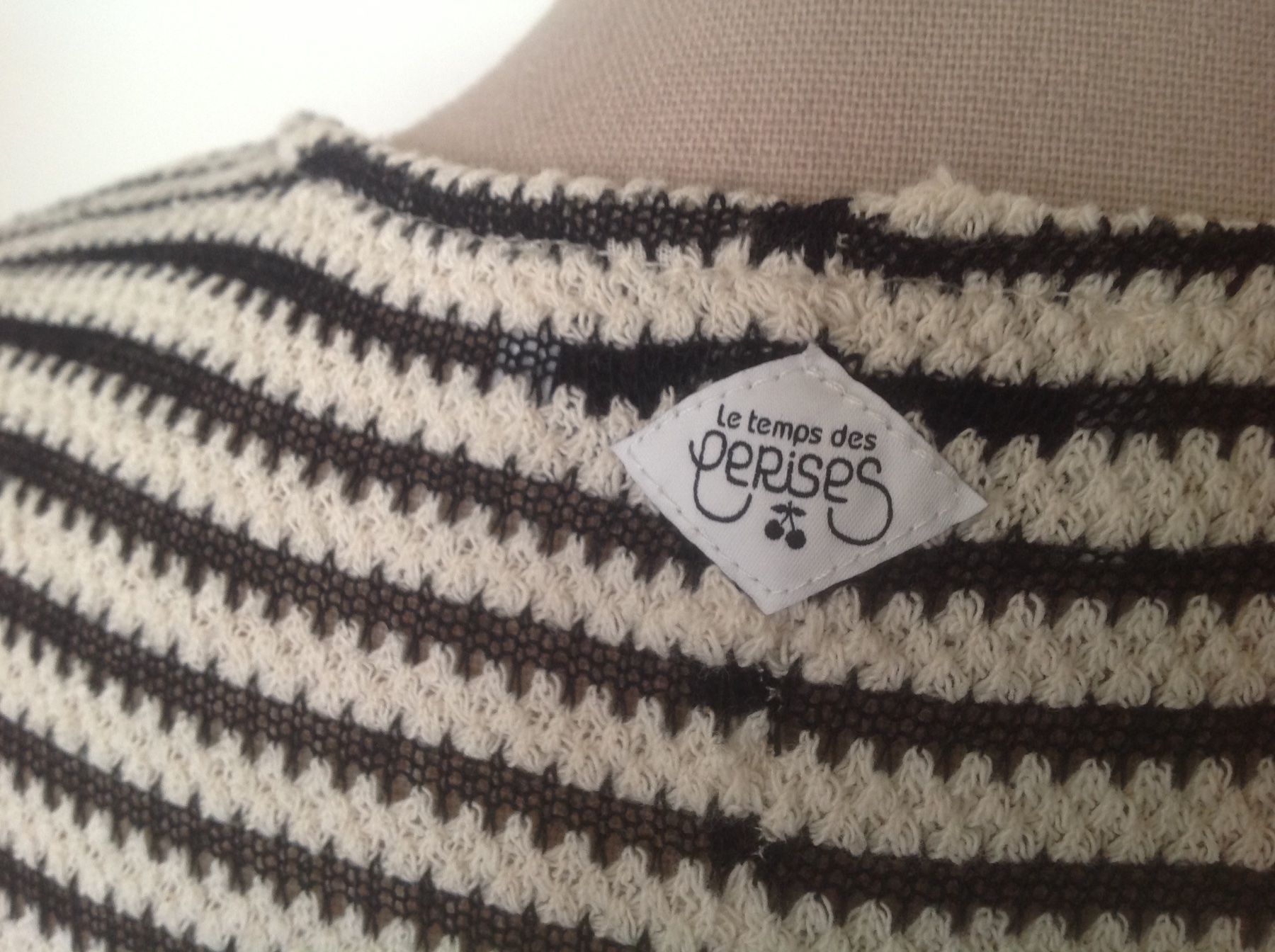 Le Temps Des Cerises Top: Le temps des Cerises - Top - XS – Usato da Sion venduto da accroshoes 1