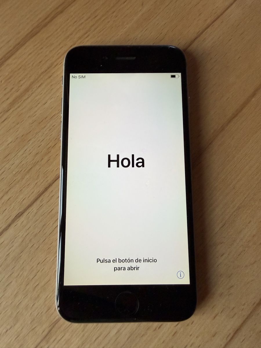 Apple Handys / Smartphones: IPhone 6 Spacegrey, 16 GB – Gebraucht aus Chur von Sim7000