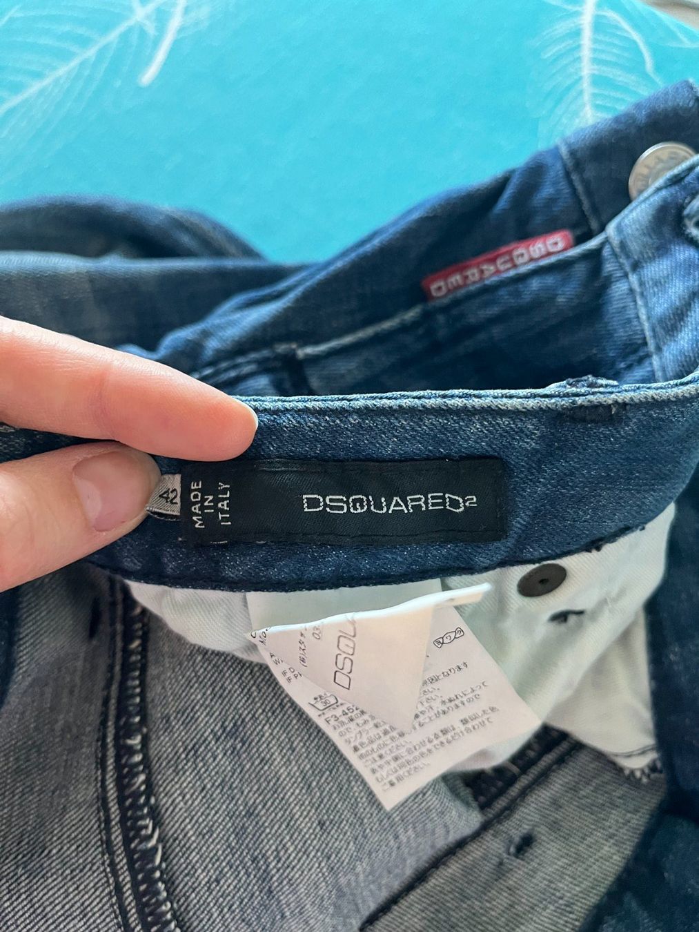 Jeans: Dsquared² Jeans Gr. 42 (IT) – Usato da Liestal venduto da Schatzsucher90 1
