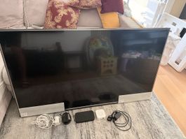 LG Fernseher 65 Zoll mit Hue Sync, Bridge, Backlight