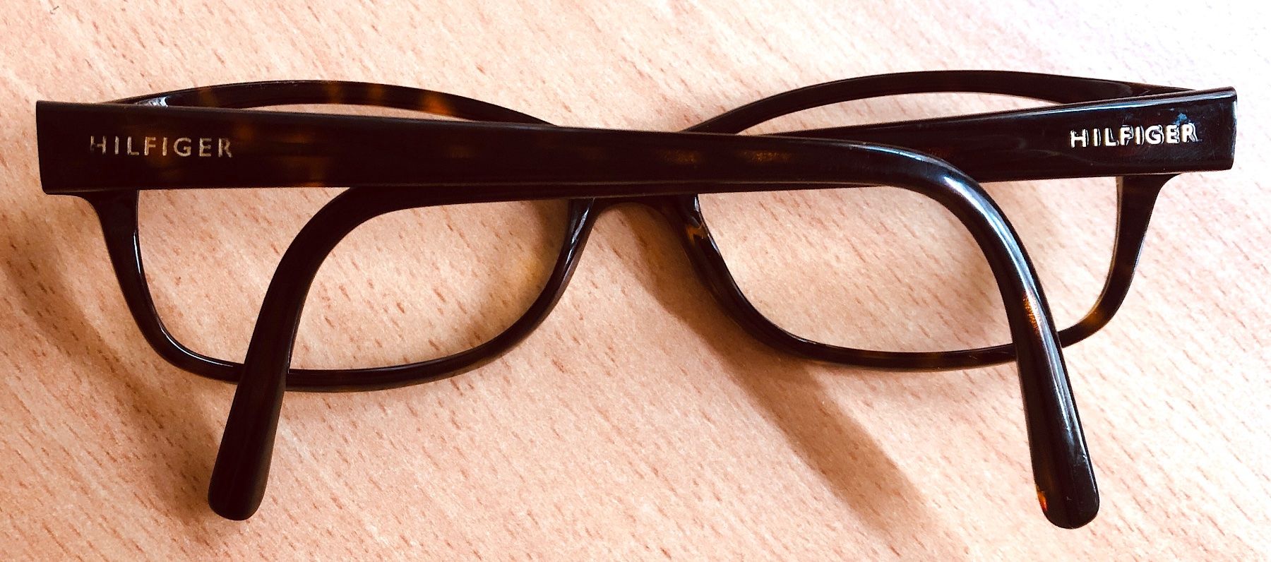 Tommy Hilfiger Brillen & Gläser: Lunettes de vue Tommy Hilfiger – Gebraucht aus Veyrier von Szurkemaci 3