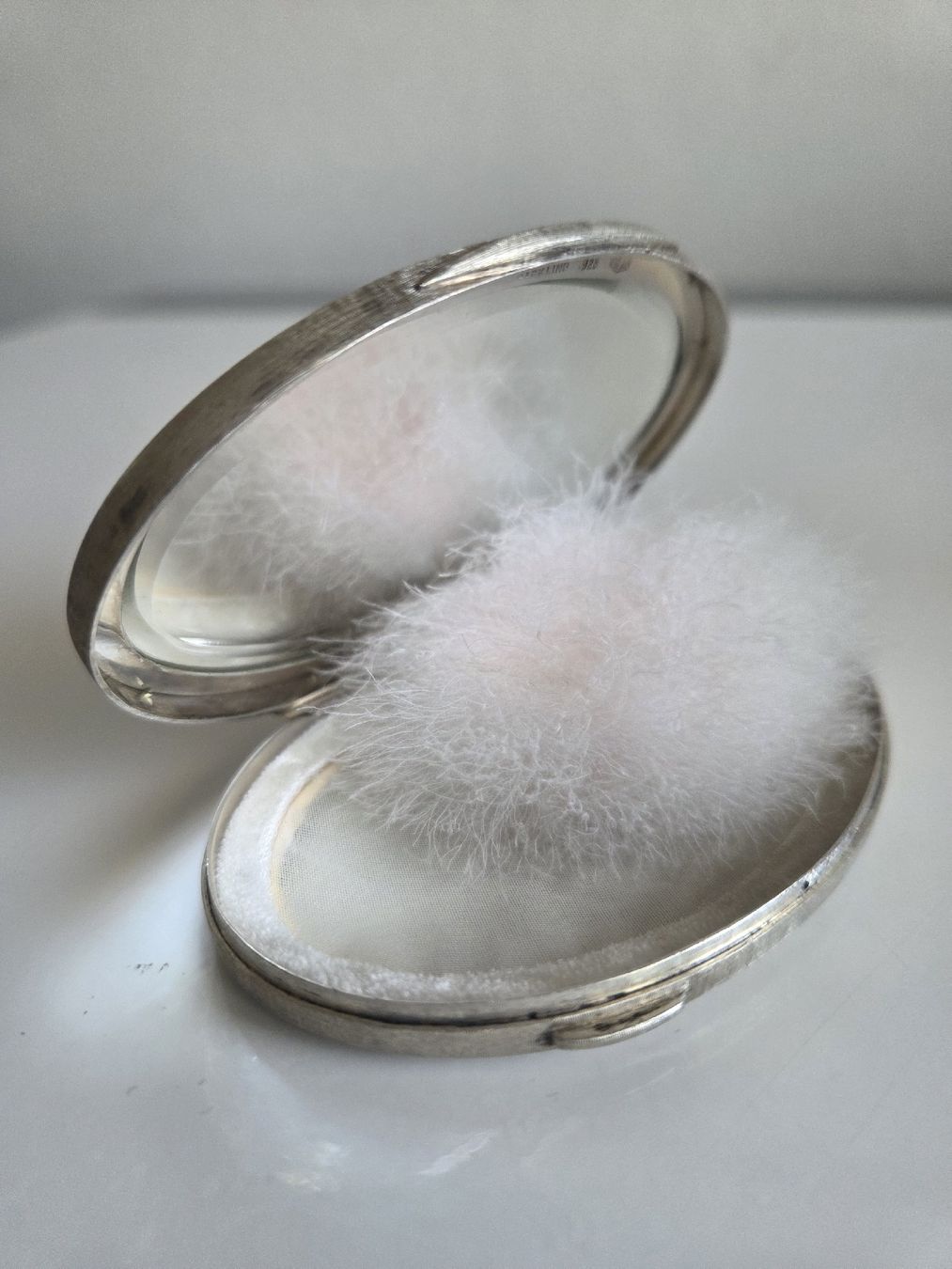 Make-up: Alte Puderdose 925 Silber  – Usato da Münchenstein venduto da Piccolo013