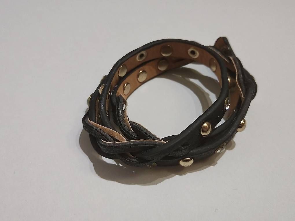 Bracciali & Braccialetti: Kunstleder Multilayer Armband – Usato da Buchs AG venduto da patiburgener 1