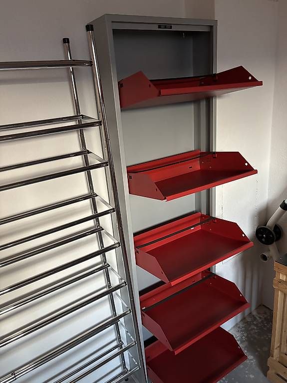 Scaffali: Schuhgestell – Usato da Starrkirch-Wil venduto da dorlydorly 1