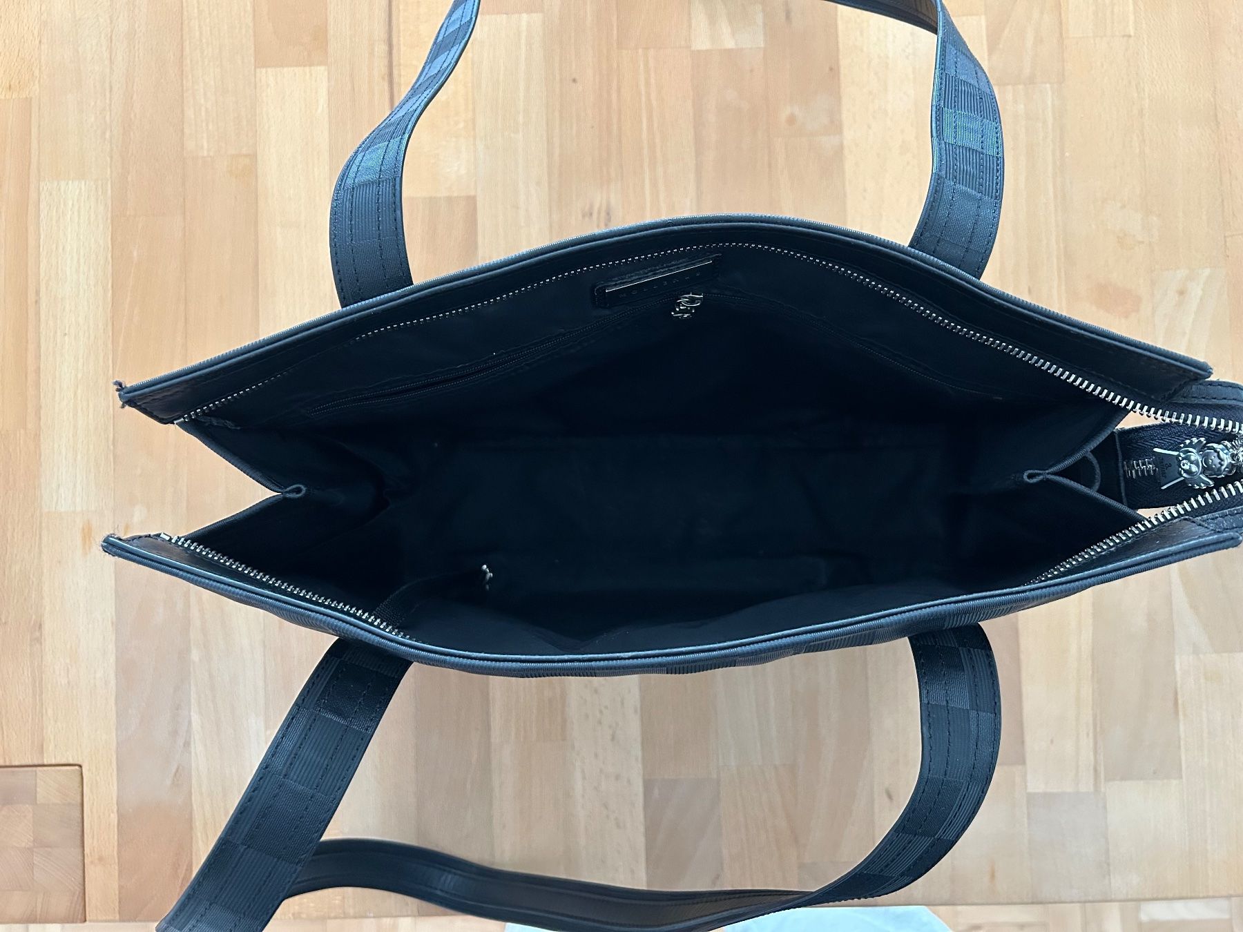 Maison Mollerus Borse da donna: Maison Mollerus Shopper Handtasche schwarz – Usato da St.Gallen venduto da darkmoto11 4