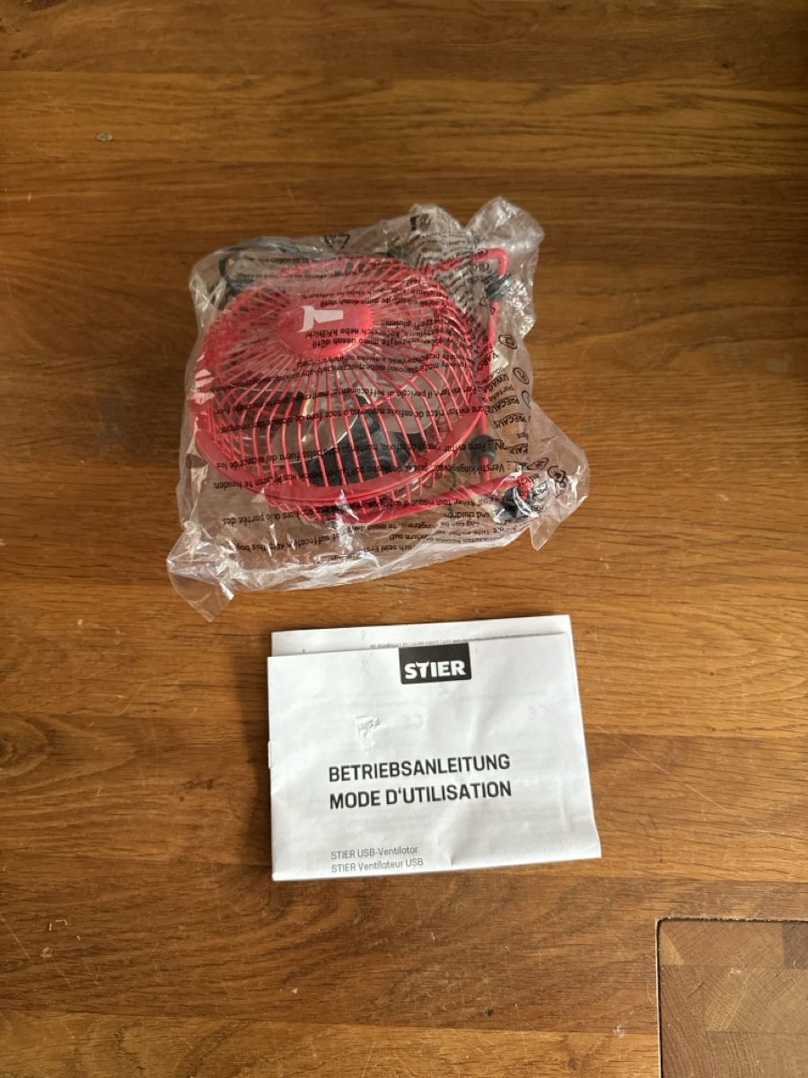 Ventilatori: STIER USB Ventilator rot neu mit Anleitung – Nuovo e nell'imballaggio originale da Therwil venduto da Schneefra1 1