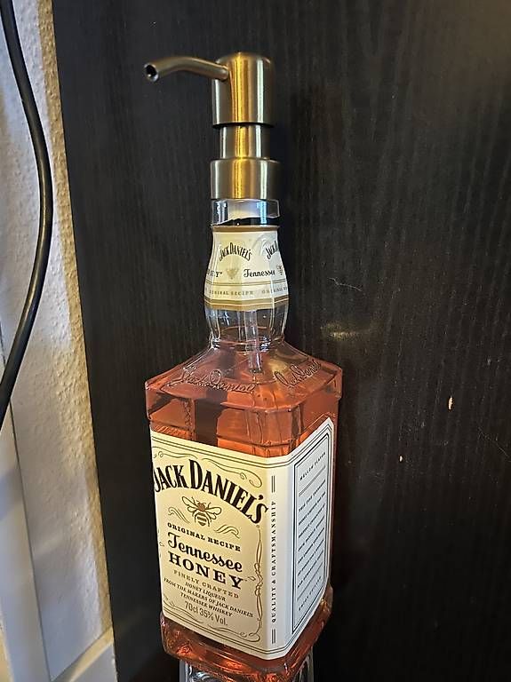 Portasapone: Luxury Jack Daniels Seifenspender – Usato da Oberweningen venduto da gta_kl5b 1