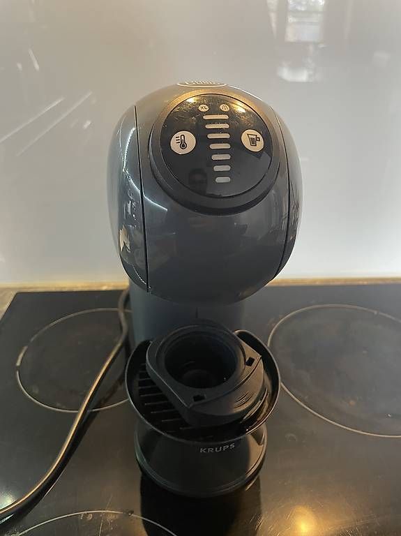 Krups Macchine per caffè & Macchine per espresso: Dolce Gusto Genio S Automatic – Usato da Hergiswil LU venduto da LaPiroque 2