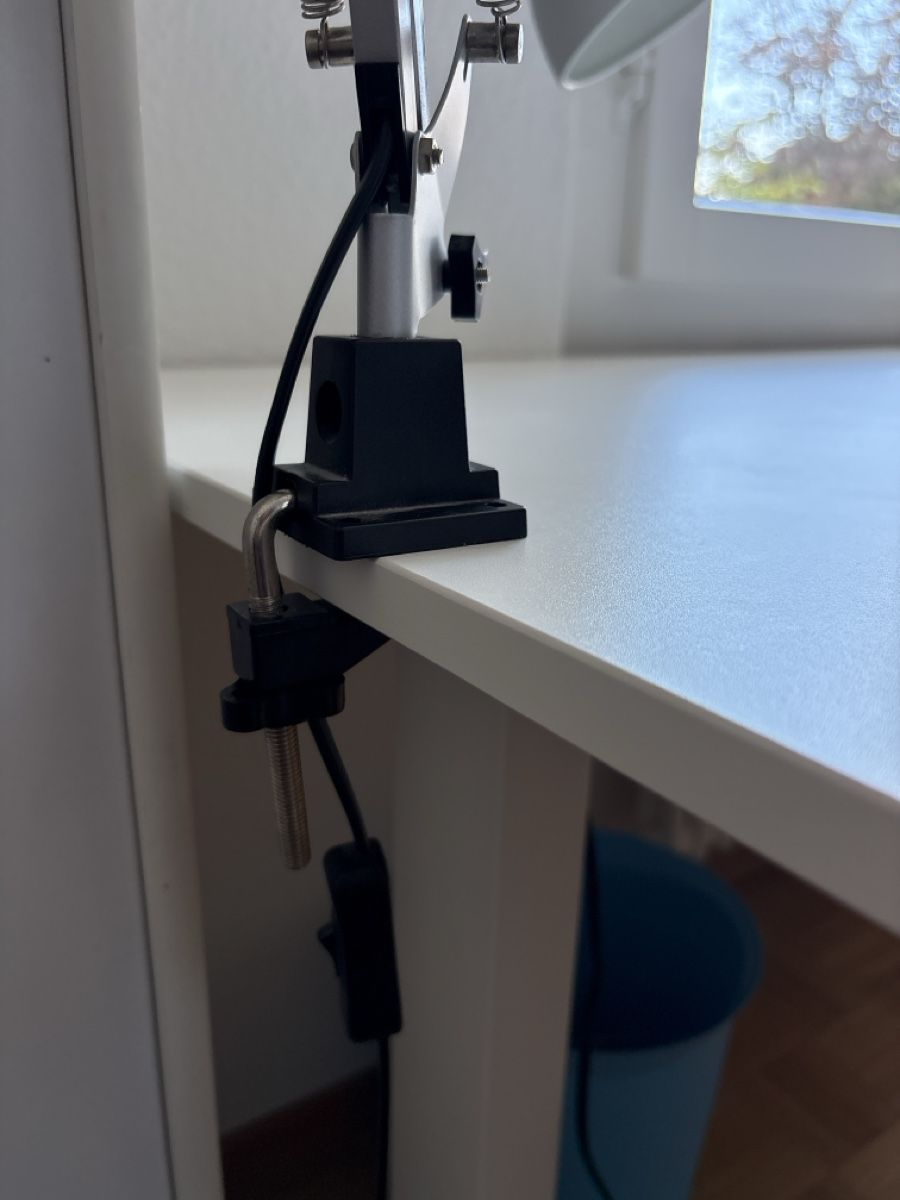 Ikea Lampade: Schreibtisch Lampe – Usato da Zürich venduto da sim_zdl5 4
