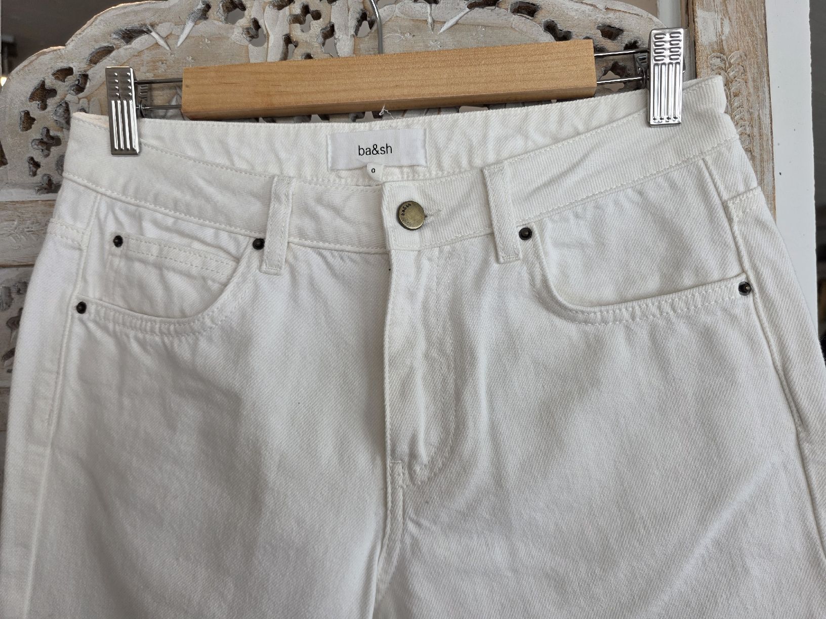 Ba&Sh Jeans: Jeans femme Bash neuf - taille 34 – Nuovo (secondo la descrizione) da Courgevaux venduto da AT12 7