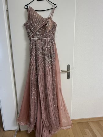 Abendkleid Altrosa/Rosa mit vielen Verzierungen 