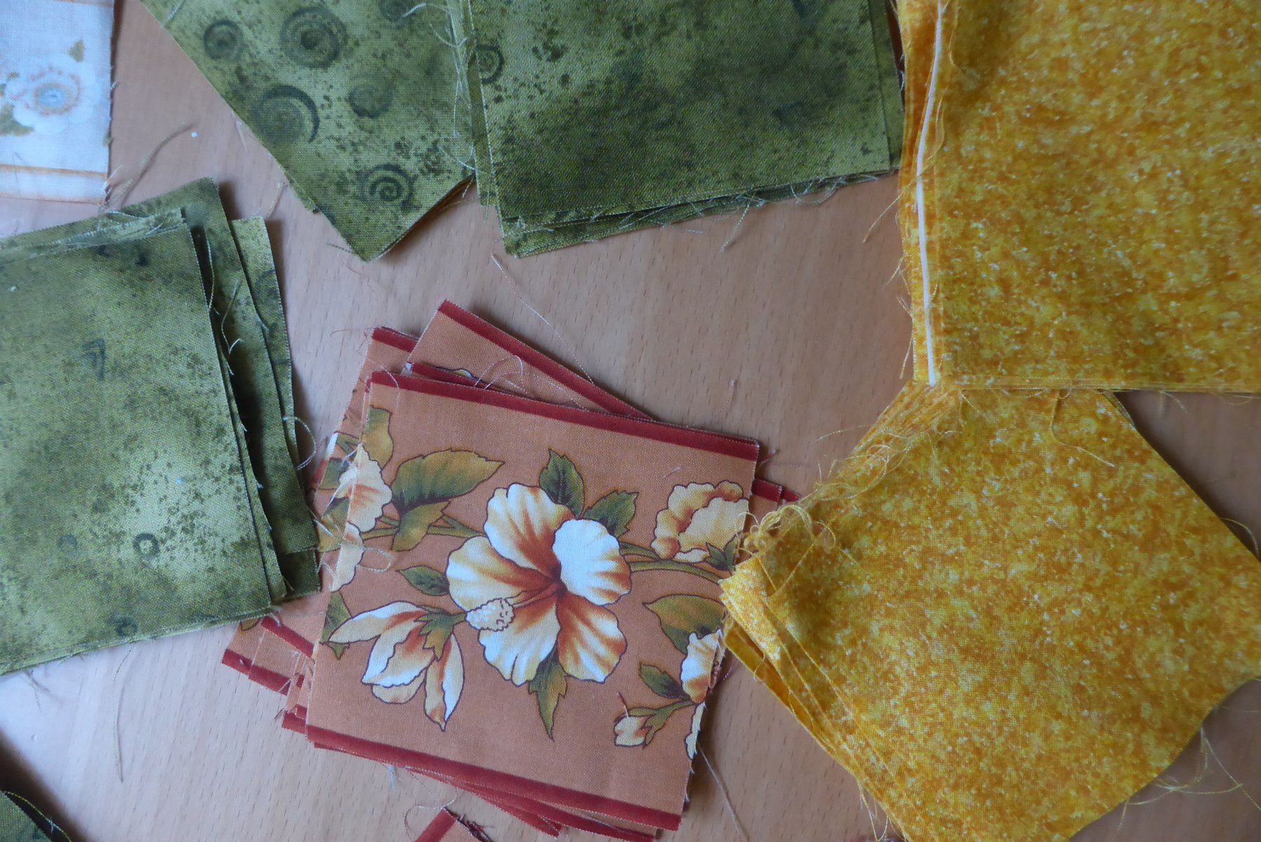 Tessuti: Exklusive Patchwork Restenstoffe zu einem Preis - Stoffpaket – Nuovo (secondo la descrizione) da Brunnadern venduto da pinkfaden 4