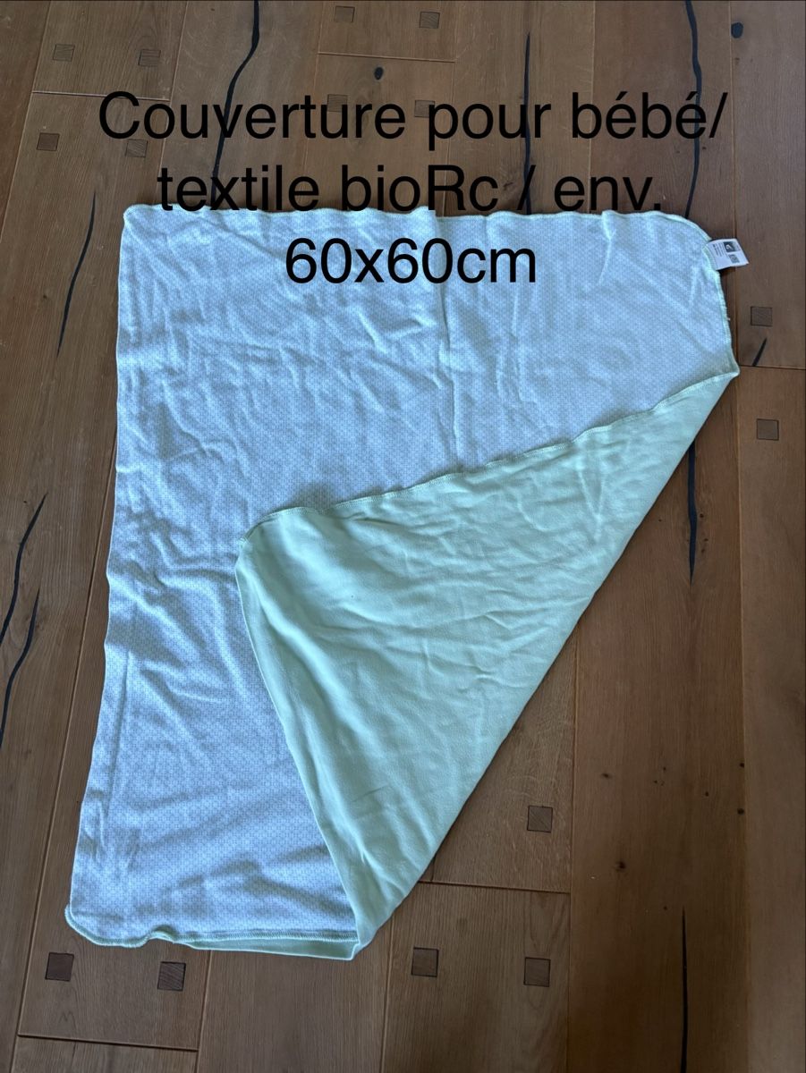 Coperte: Couverture pour bébé env. 60x60 – Nuovo (secondo la descrizione) da Biel/Bienne venduto da Milenegc