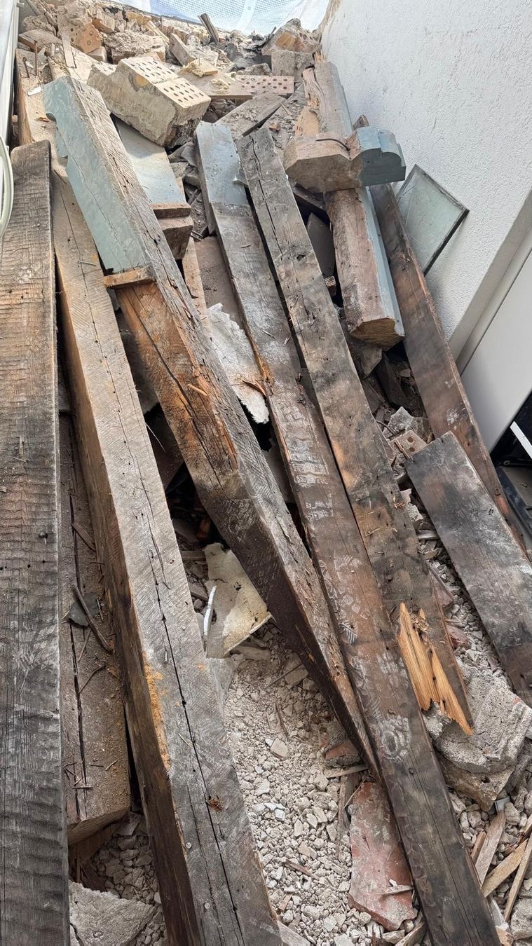 Articoli in legno: Altholz Balken zu verkaufen – Usato da Othmarsingen venduto da ami_9f5j 1