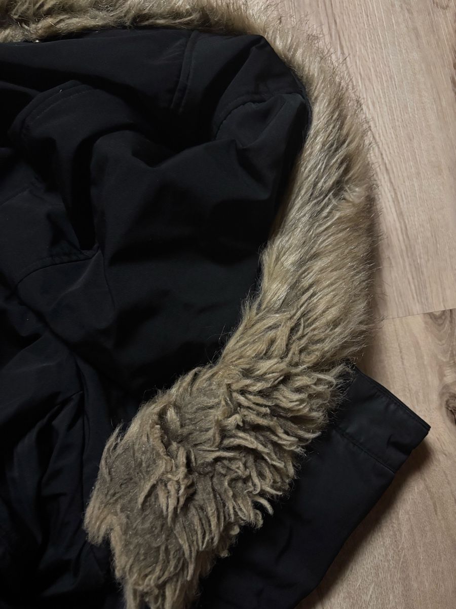 Zara Vestes: Gebrauchte Winterjacke Zara – D'occasion à Zug par sarah26f 5