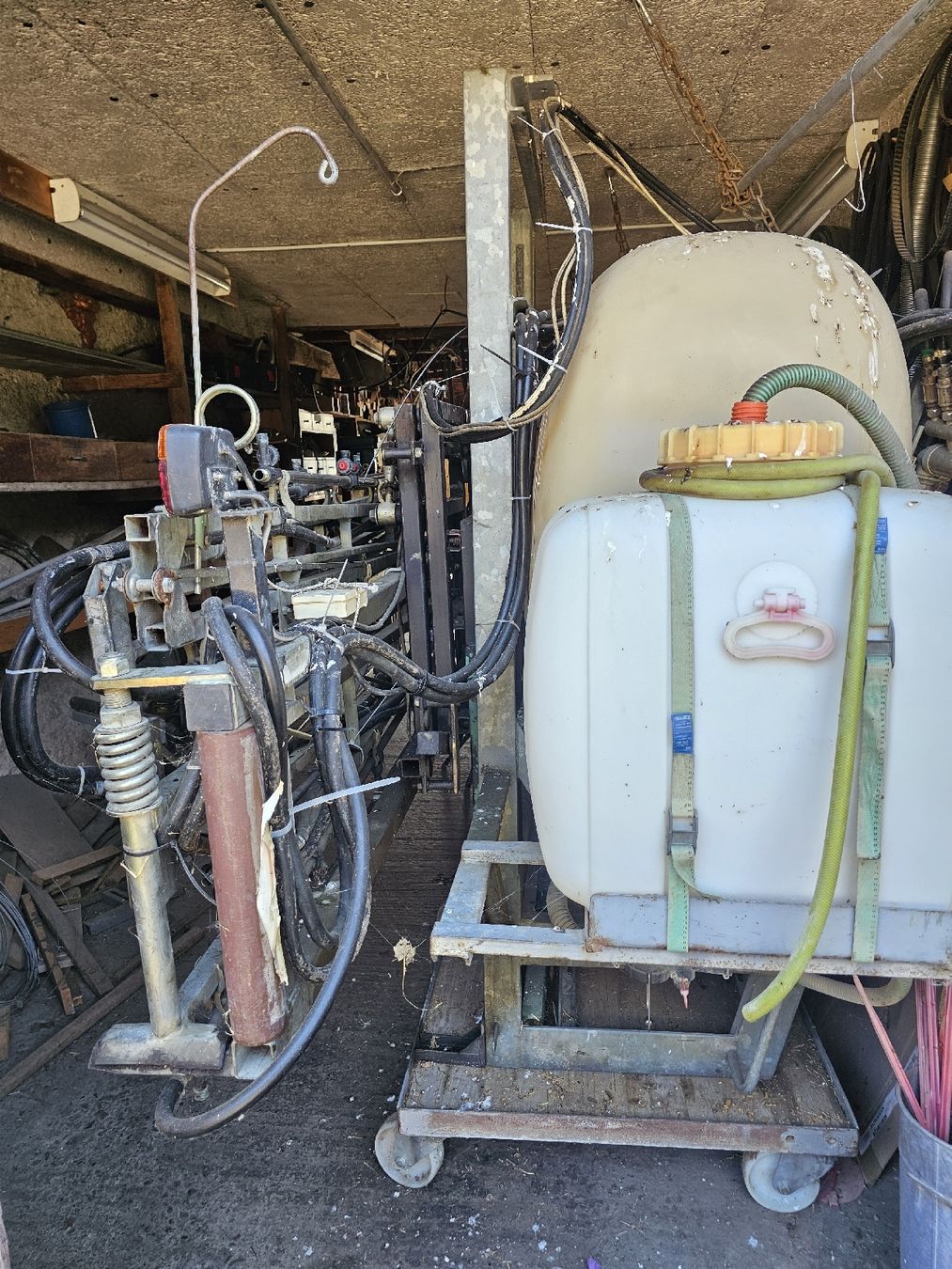Tutte le macchine: Feldspritze – Usato da Rüttenen venduto da Max.r1