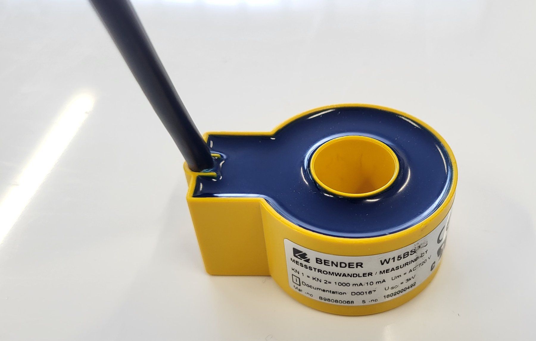 Messen: Bender Messstromwandler Wandler Strom  W15BS-03 – Gebraucht aus Davos Dorf von Milwaukee02 3