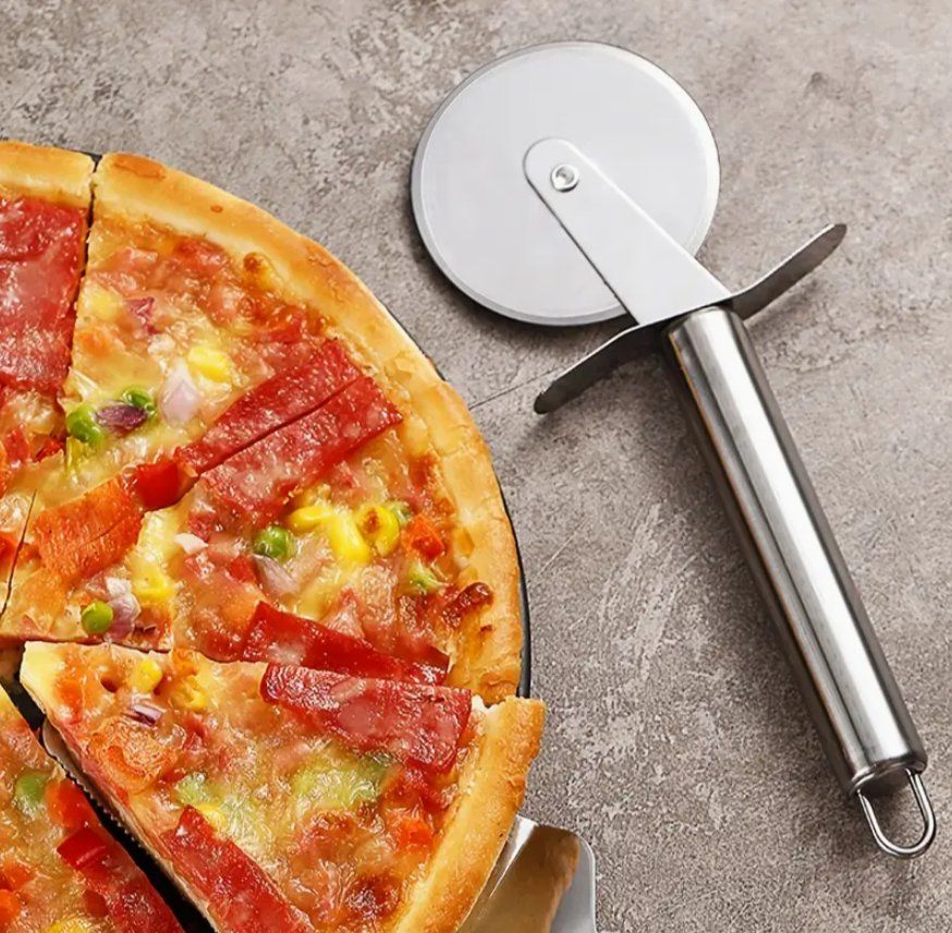 Elettrodomestici da cucina: Pizzaschneider Edelstahl – Nuovo e nell'imballaggio originale da Dintikon venduto da Vexi