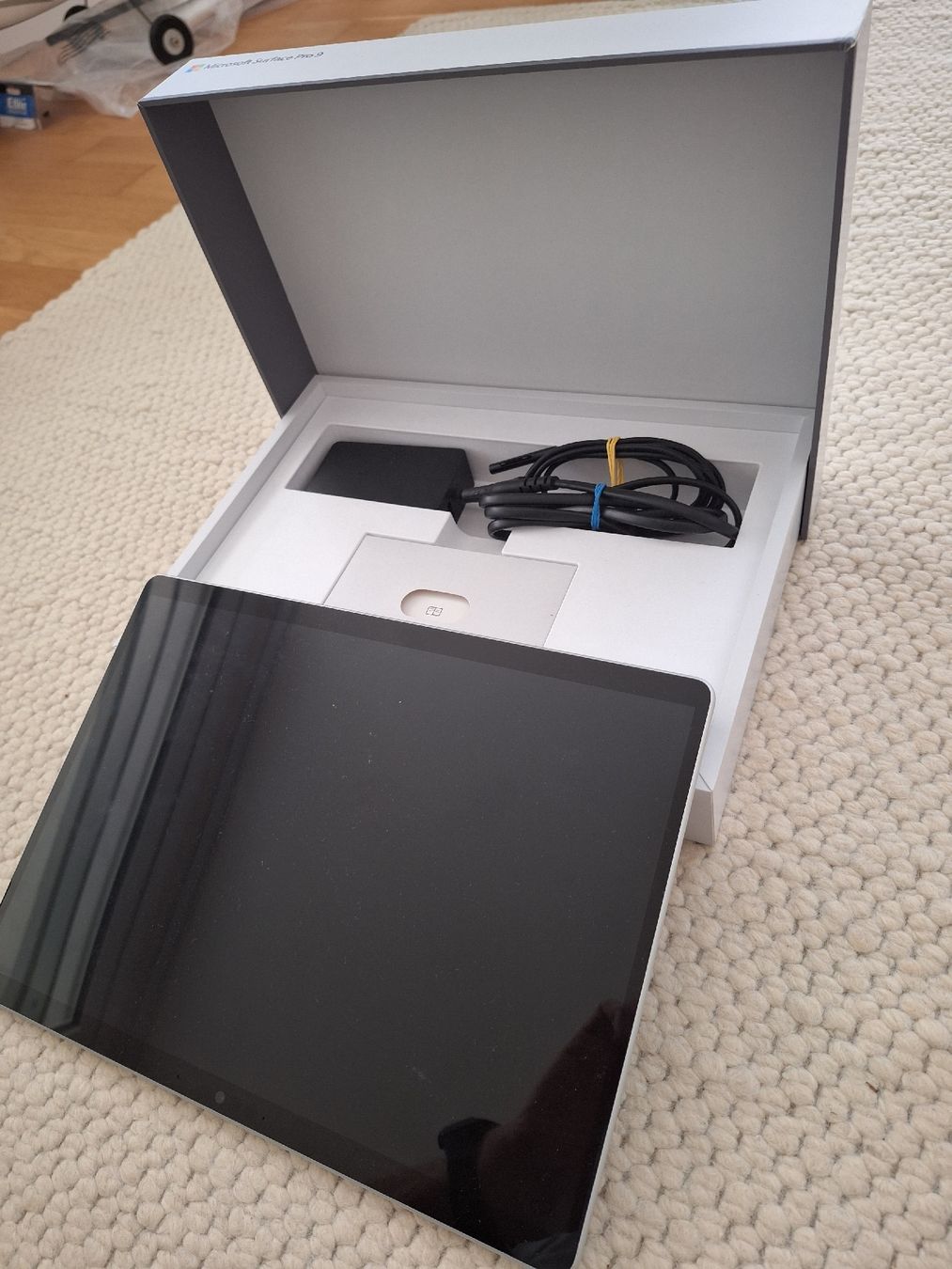 Microsoft Tablet PC: Microsoft Surface Pro 9, 16GB RAM, 954GB, i7 12.Gen – Usato da Altstätten SG venduto da oos_vz9t 2