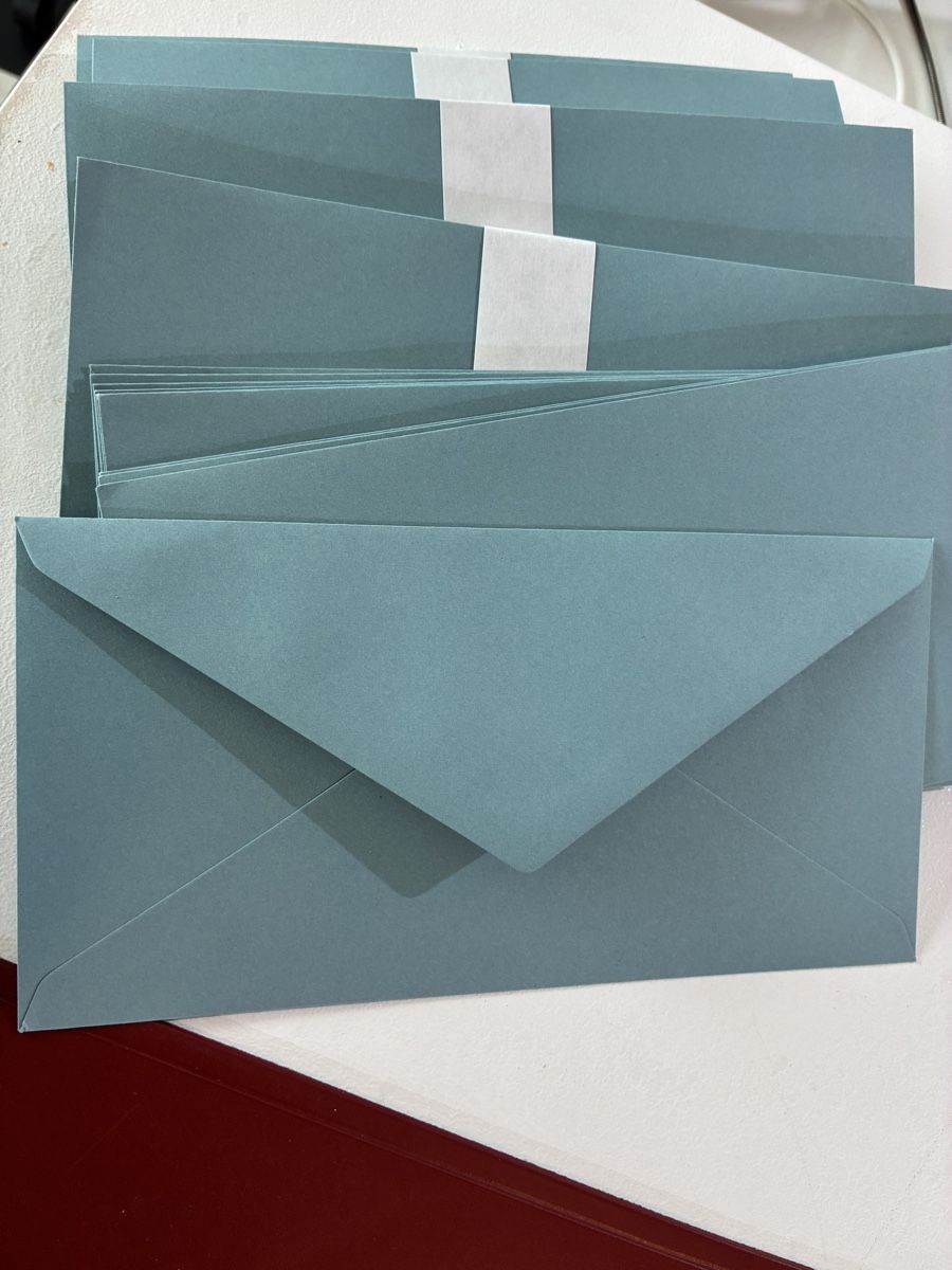 Buste & buste per spedizione: Titel: 40 Stück elegante blaue Geschenkuverts  – Nuovo e nell'imballaggio originale da St. Gallen venduto da jan_9rdj 5