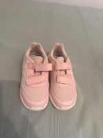 Adidas Kleinkind (Hallen-) Schuhe, Grösse 27, Top Zustand!