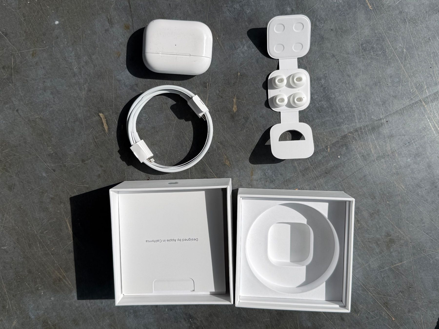 Apple Casques audio: Apple Air Pods Pro – D'occasion à Emmenmatt par simbasalome 1
