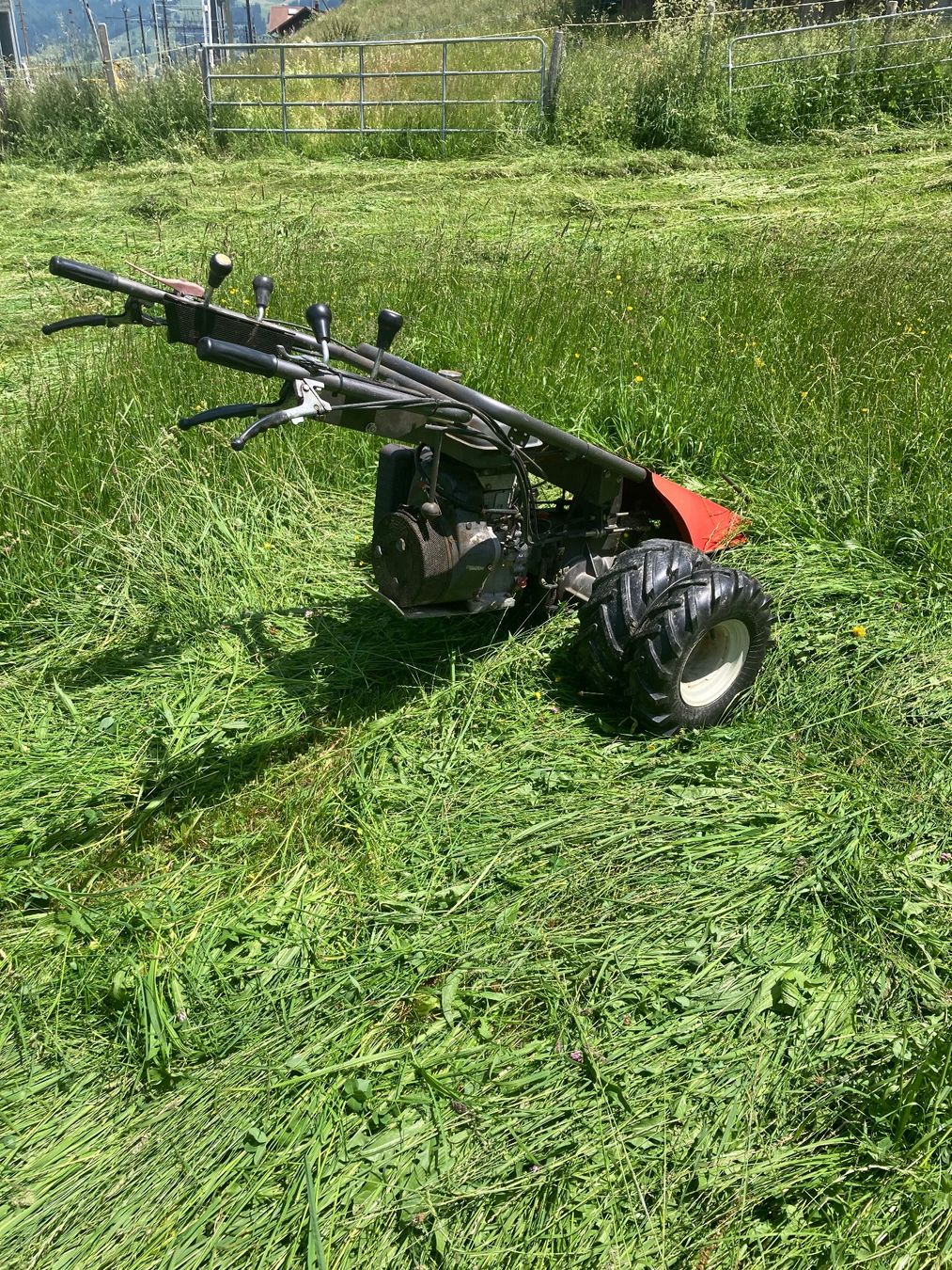 Aebi Tutte le macchine: Aebi AM 18 – Usato da Saanenmöser venduto da MF382 1