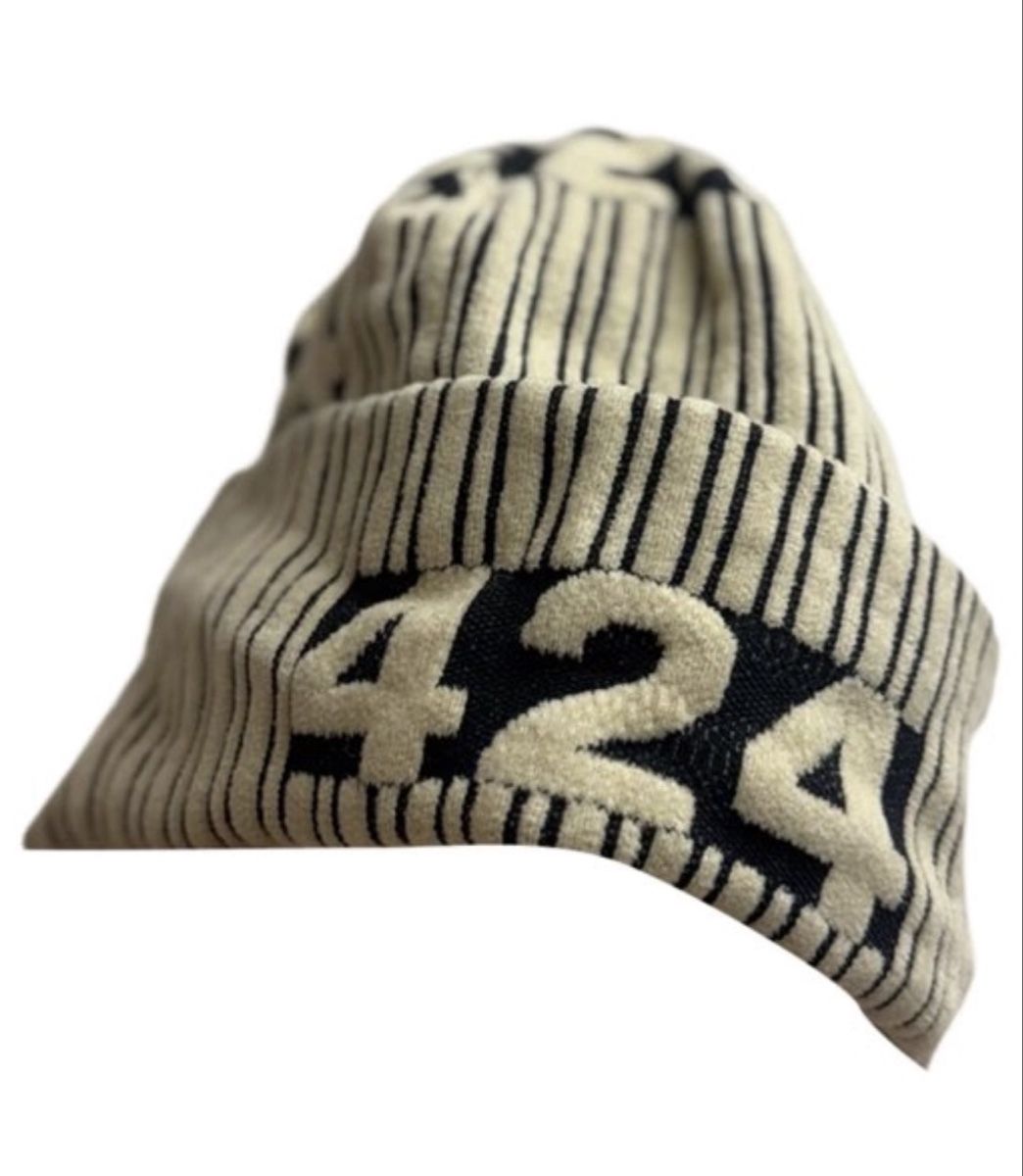 Chapeaux, bonnets & casquettes: 424 Mütze – D'occasion à Biel/Bienne par lichterhoh