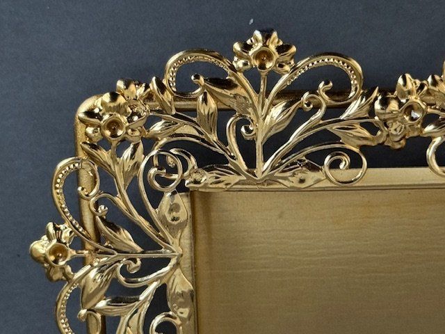 Piatti di portata: INDISCHES VINTAGE TABLETT GOLDFARBEN – Usato da Honau venduto da sainj 1