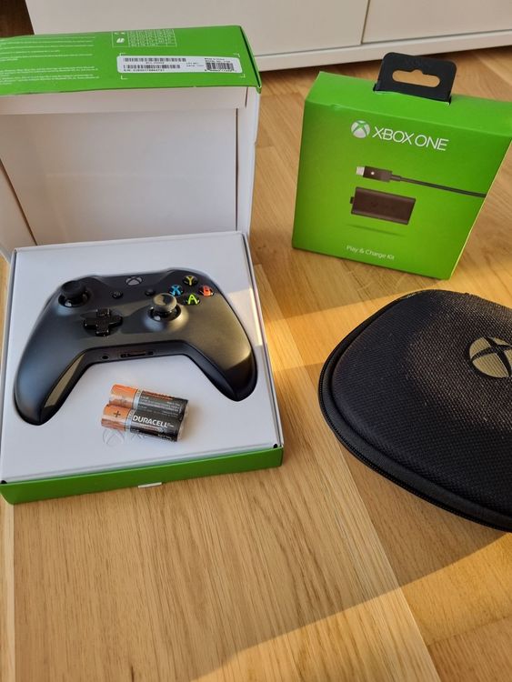 Xbox One Controller, Play & Charge Kit Kaufen auf Ricardo