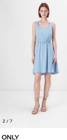 Robe d'été bleu clair de la marque Only