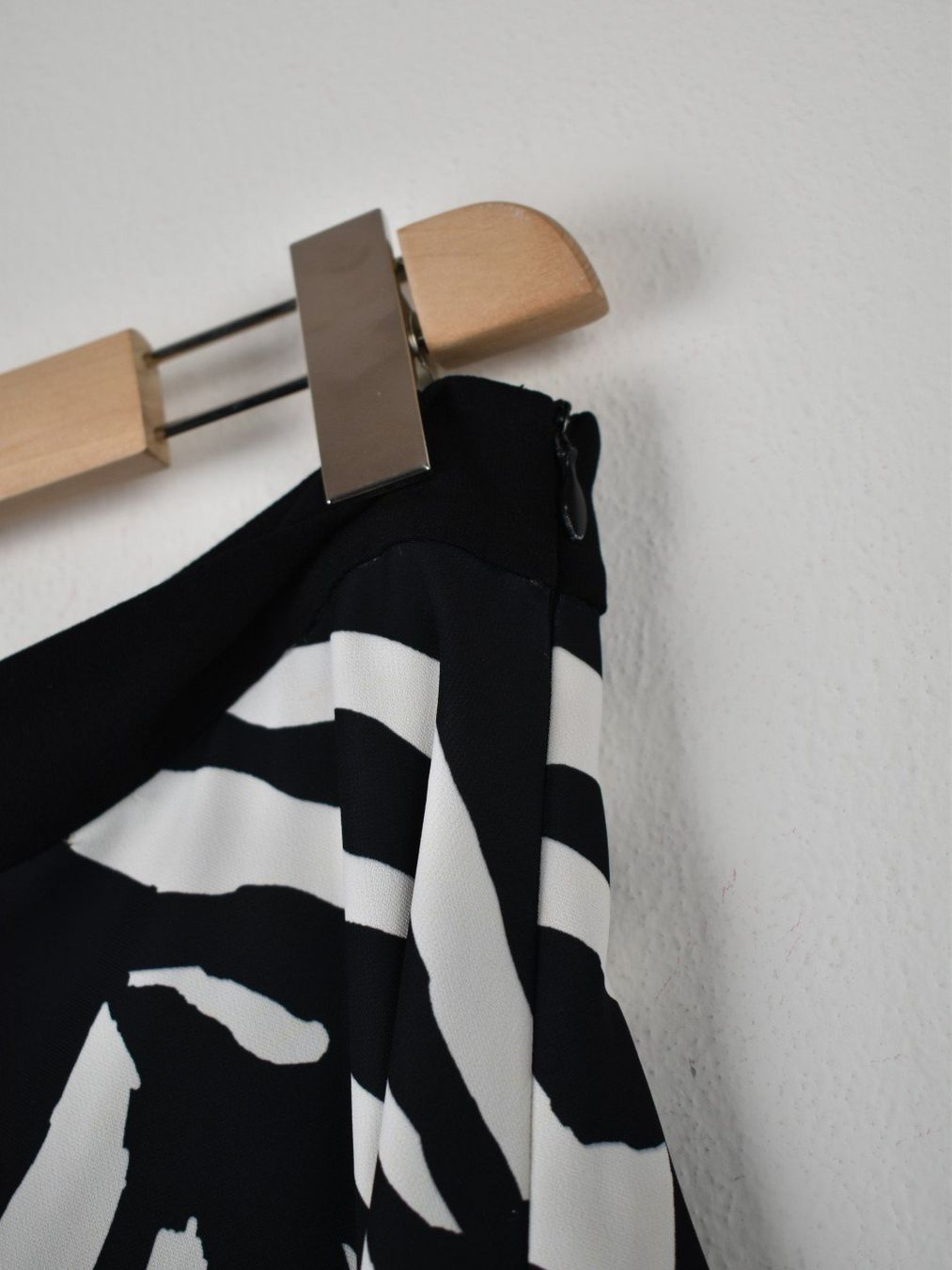 Hugo Boss Gonne: Boss Rock, Gr.36, asymmetrisch – Usato da Nürensdorf venduto da 2ND_STORY 5