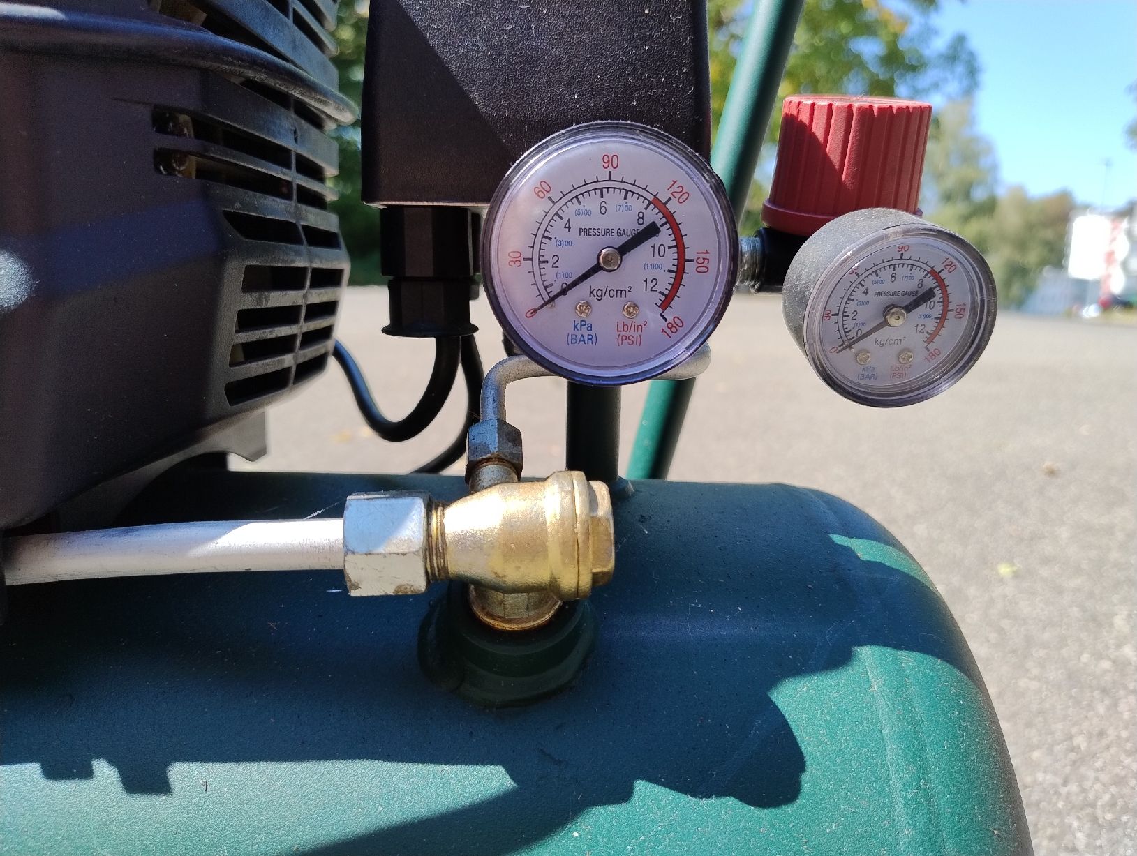 Metabo Kompressoren: Metabo Kompressor Basic 250-24 W sehr wenig gebraucht! – Gebraucht aus Rüti ZH von Lux05 4
