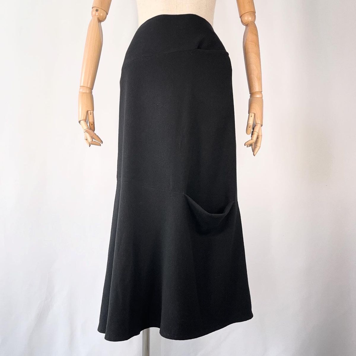 Lilith Gonne: LILITH Skirt – Nuovo (secondo la descrizione) da Freienbach venduto da Avviivva_Shop