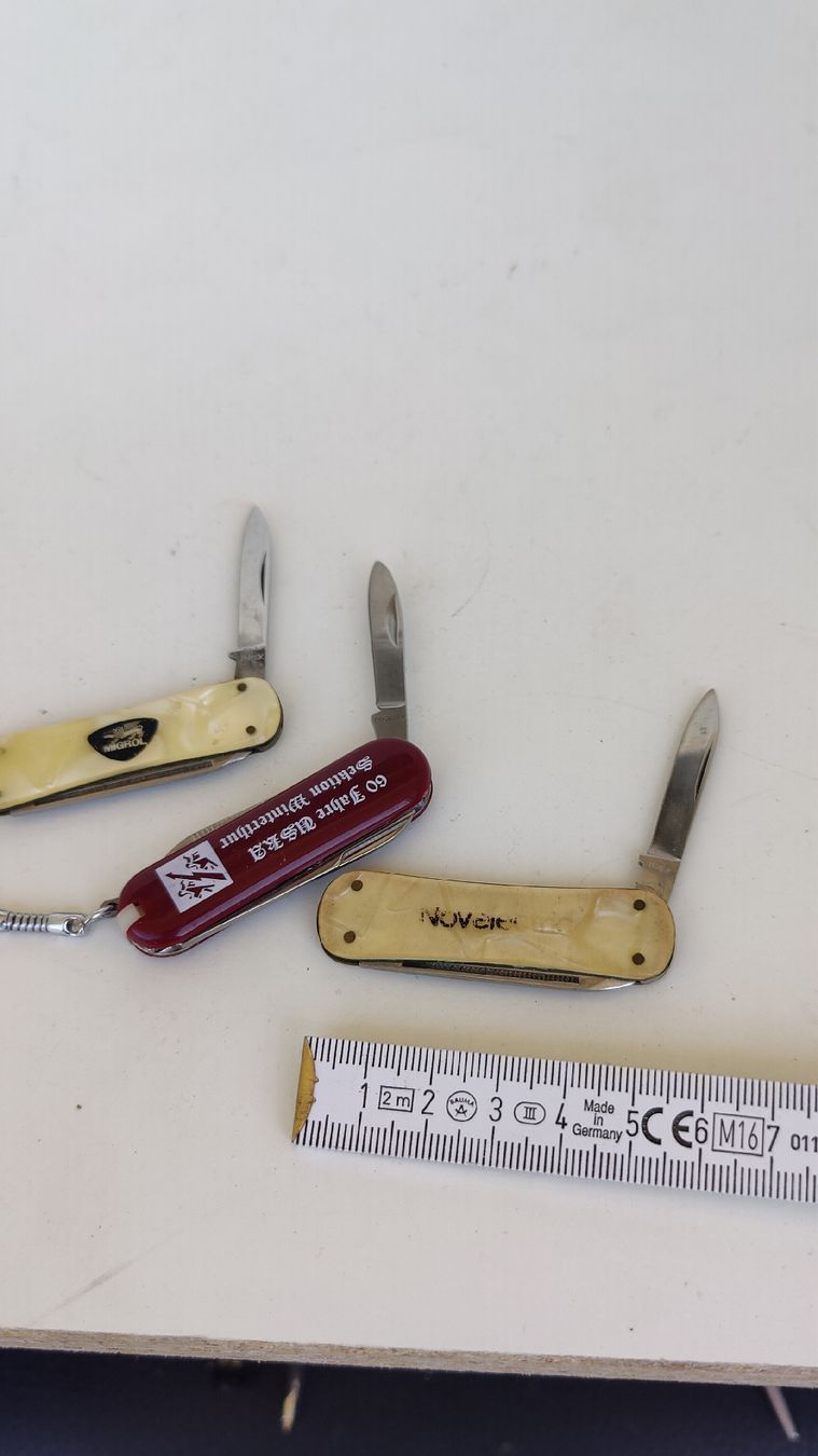 Couteaux de poche: Taschenmesser Set (W0) – D'occasion à Neuenhof par bro_9zsg 4