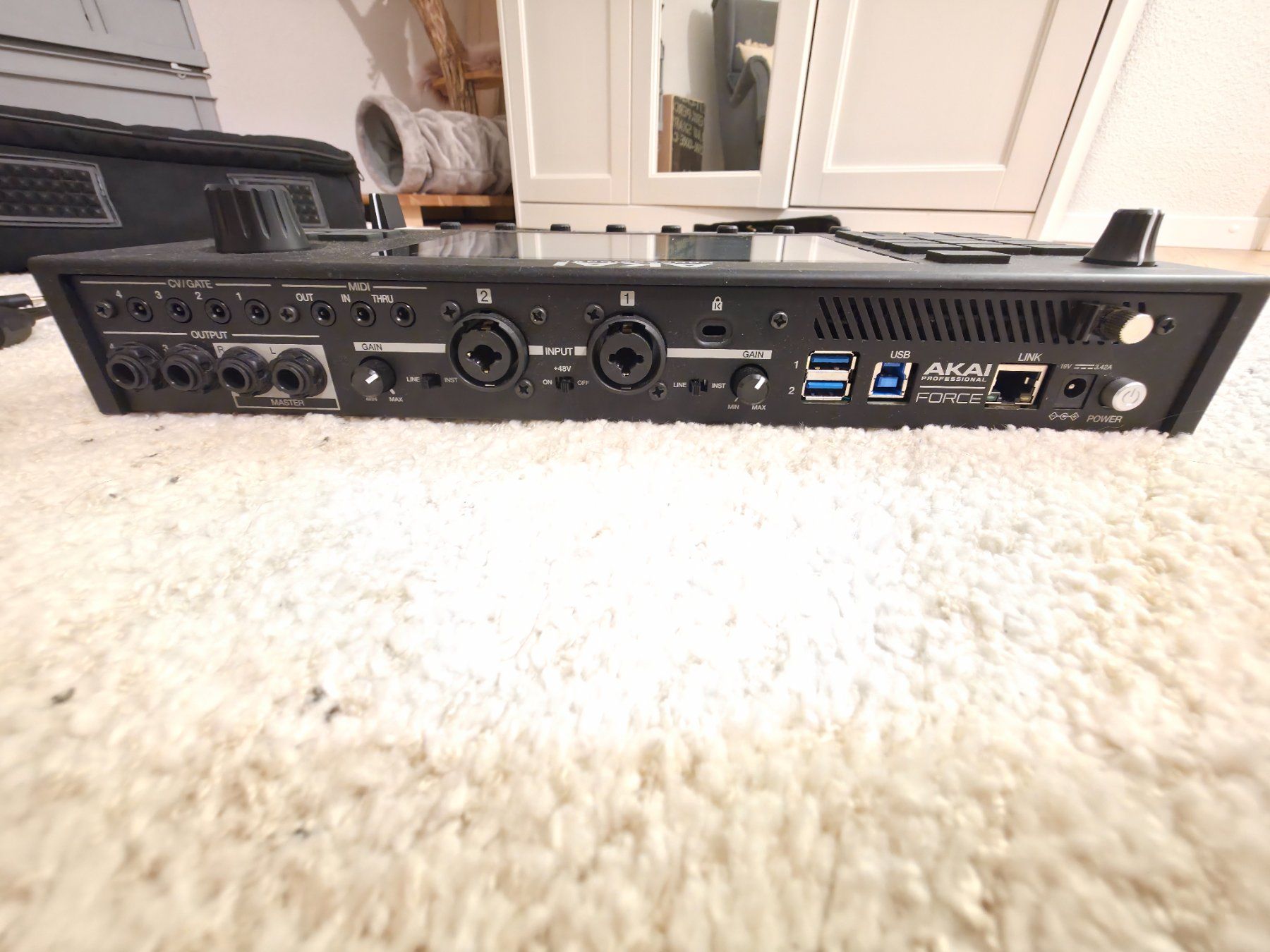Strumenti musicali: Akai Force Standalone Music Production and Sampler Engine – Usato da Rüfenacht BE venduto da rap_lw7d 6