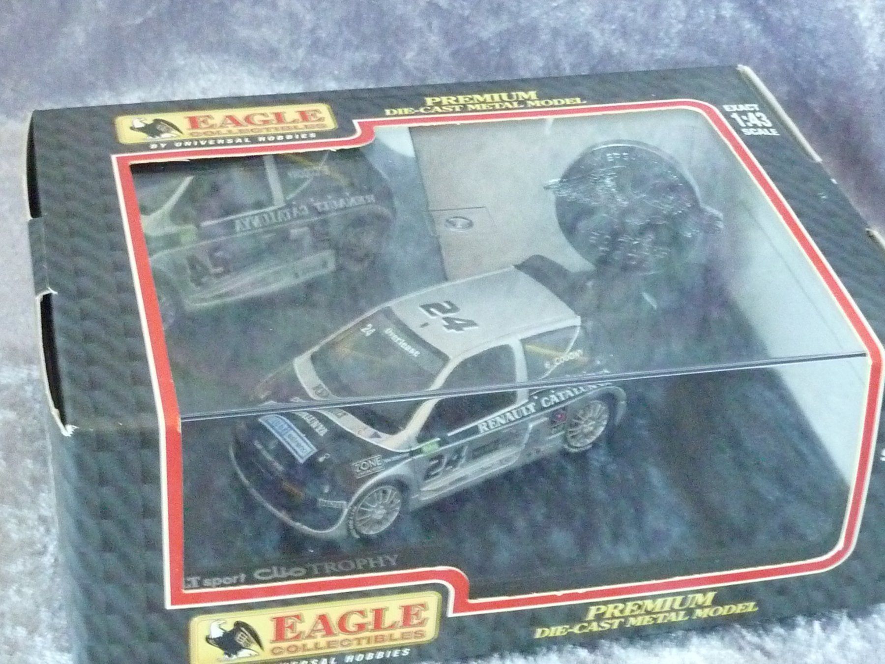 Renault Modellini d'auto: Renault Clio Catalunya 2000 1:43 – Nuovo e nell'imballaggio originale da Dürrenäsch venduto da modellautos4you 4