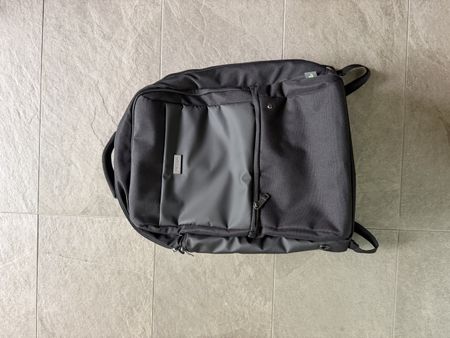 DICOTA FIVE Laptop-Rucksack 15–17,3″ – Schwarz – nagelneu