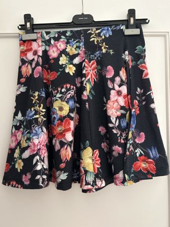 Jupe florale - taille S C&A 