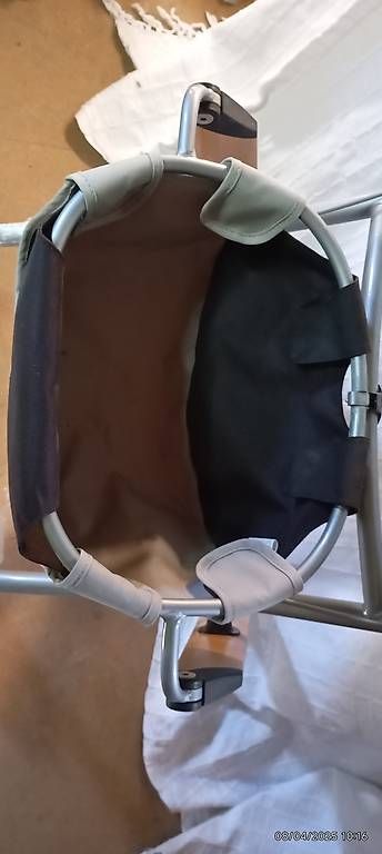 Ausili per la deambulazione: Déambulateur - tintebin-rollator – Usato da Ecuvillens venduto da n.aissaoui
