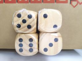 4 Holzwürfel 6x6cm