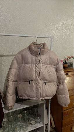 Doudoune rose pâle, chaude et confortable pour l'hiver