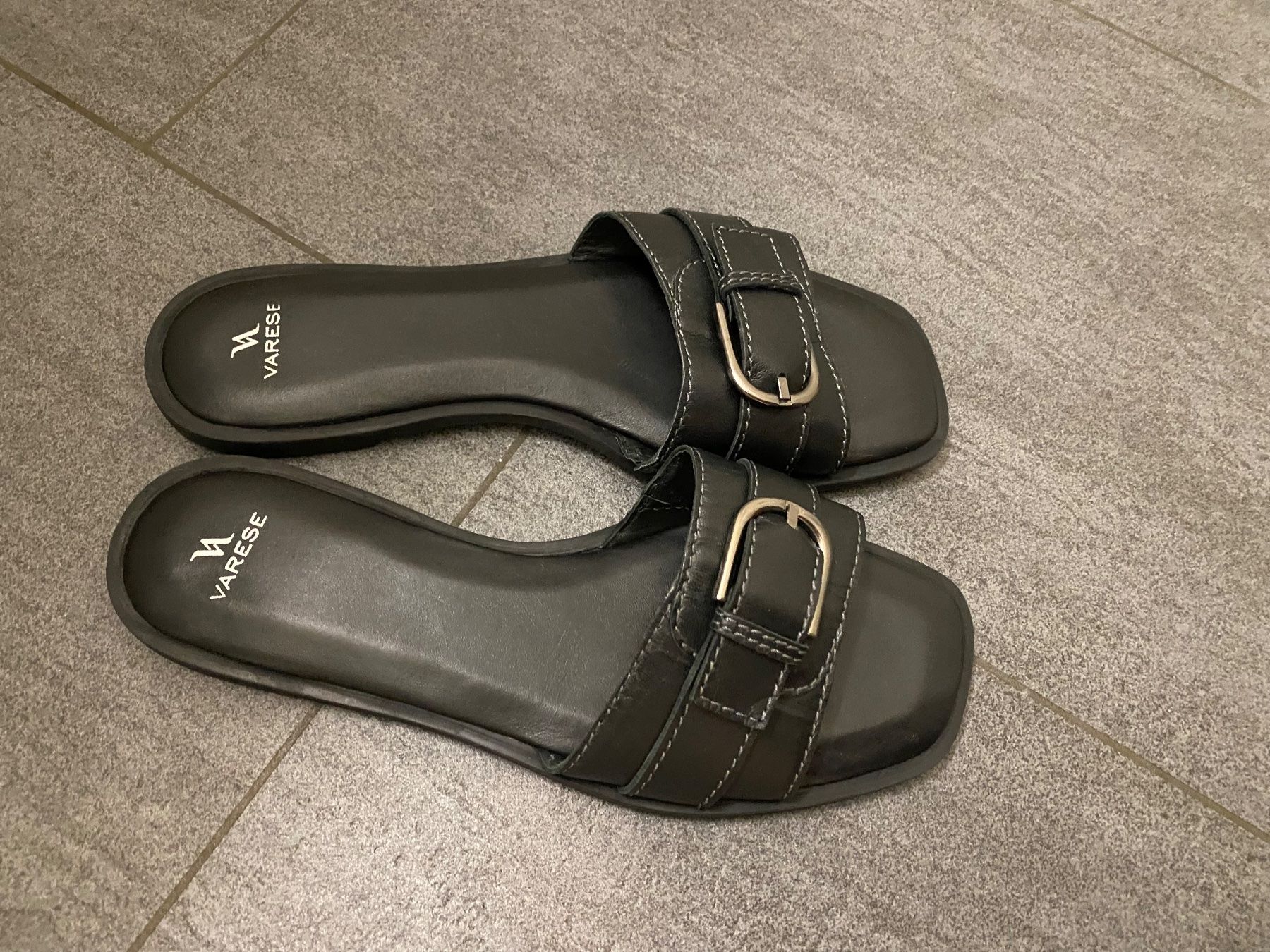 Damenschuhe: Sandale schwarz, 40 – Neu (gemäss Beschreibung) aus bern von nani123