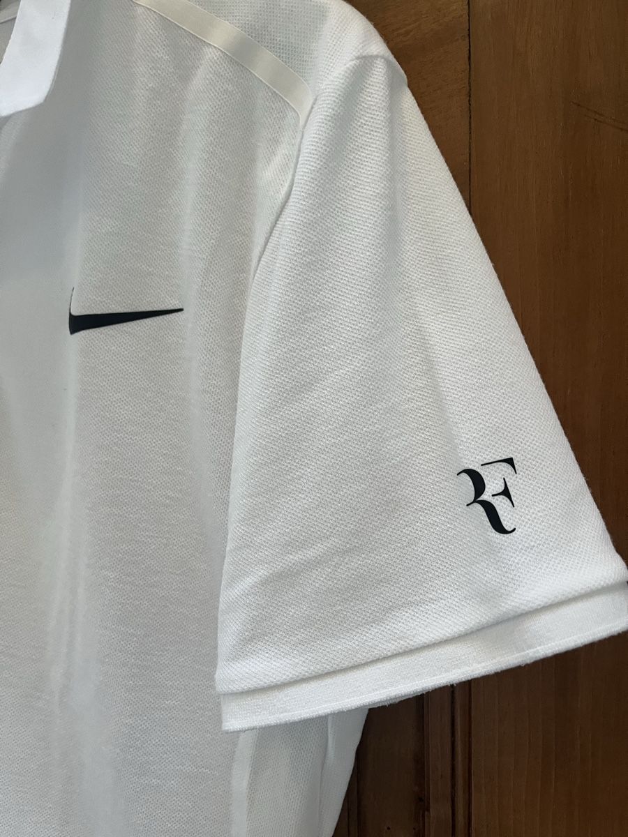 Nike T-shirt: T-Shirt von Nike, Roger Federer – Usato da Bonstetten venduto da lala_123 1
