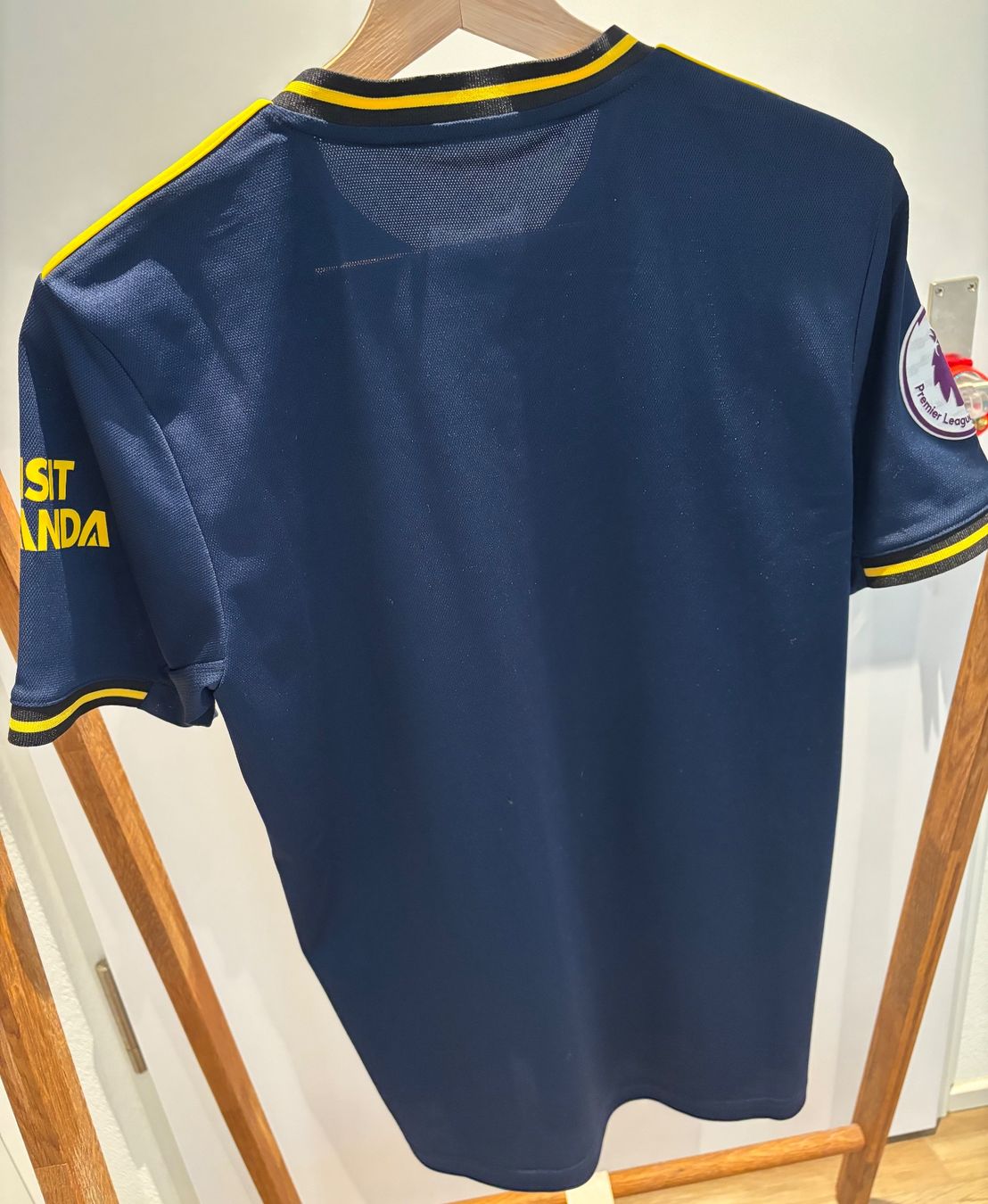 Tissus: Adidas Arsenal third 2019 jersey size S – D'occasion à Zürich par william933 1
