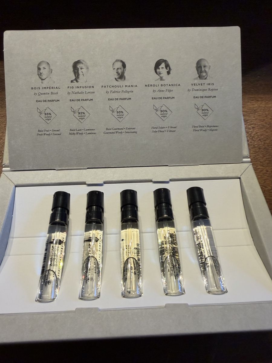 Parfum & Eau de Toilette: Coffret Dcouverte Essential Parfums 11x2ml – Neu (gemäss Beschreibung) aus fey von Caductilometre 2