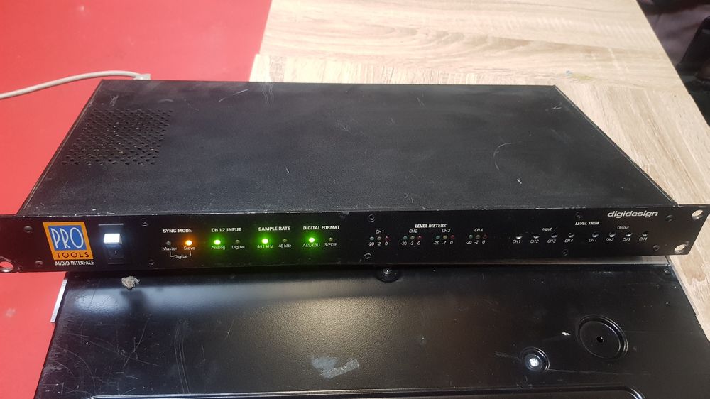 Digidesing Interface (D'occasion) à pour CHF 20 – avec livraison ...