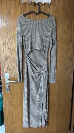 Ripp-Strick Midikleid mit Cut-out, Gr. S/M