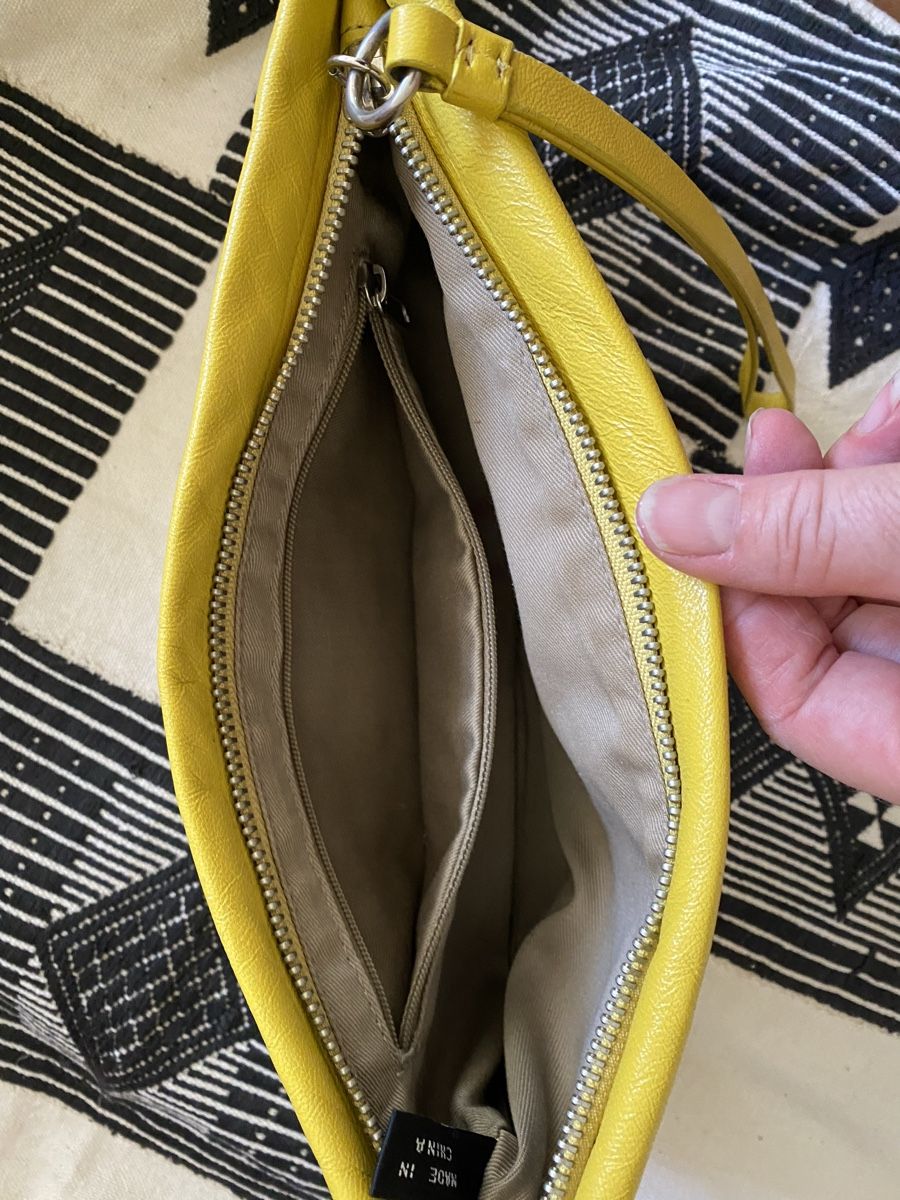 DKNY Sacs femmes: Vintage Leder Clutch DKNY – D'occasion à Zürich par linlin02 6